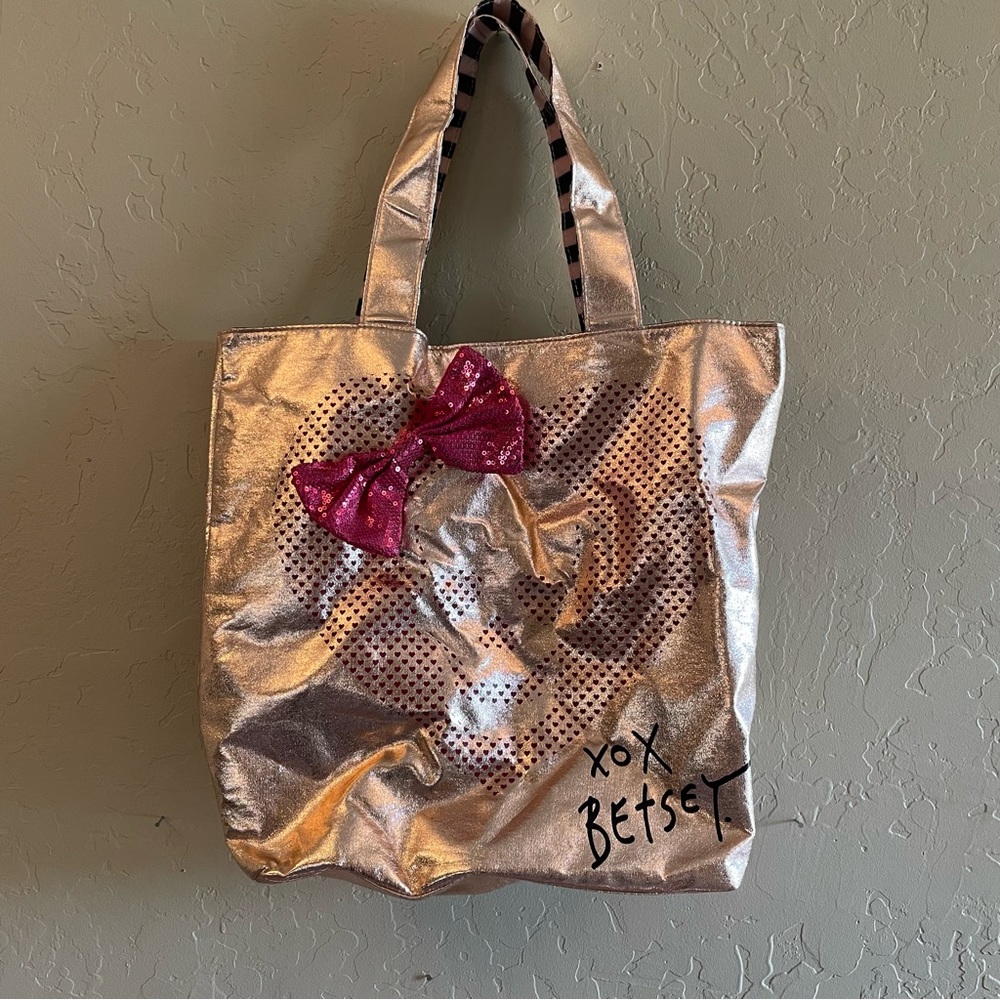 Betsey Johnson Rose Gold Skull With Sequin Bow Tote Bag Purse Stripes Y2K 2000s